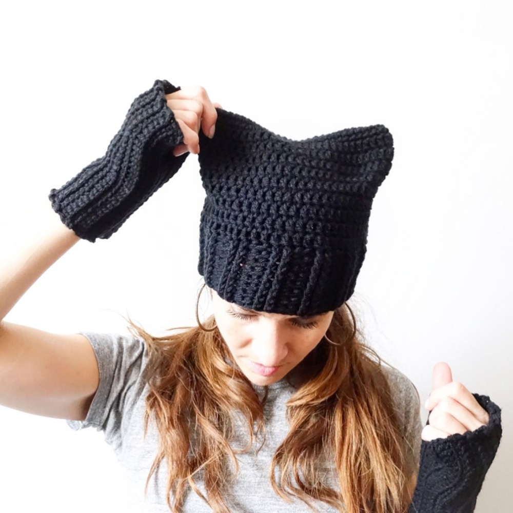 Chunky Knit SET Black cat hat & fingerless gloves
